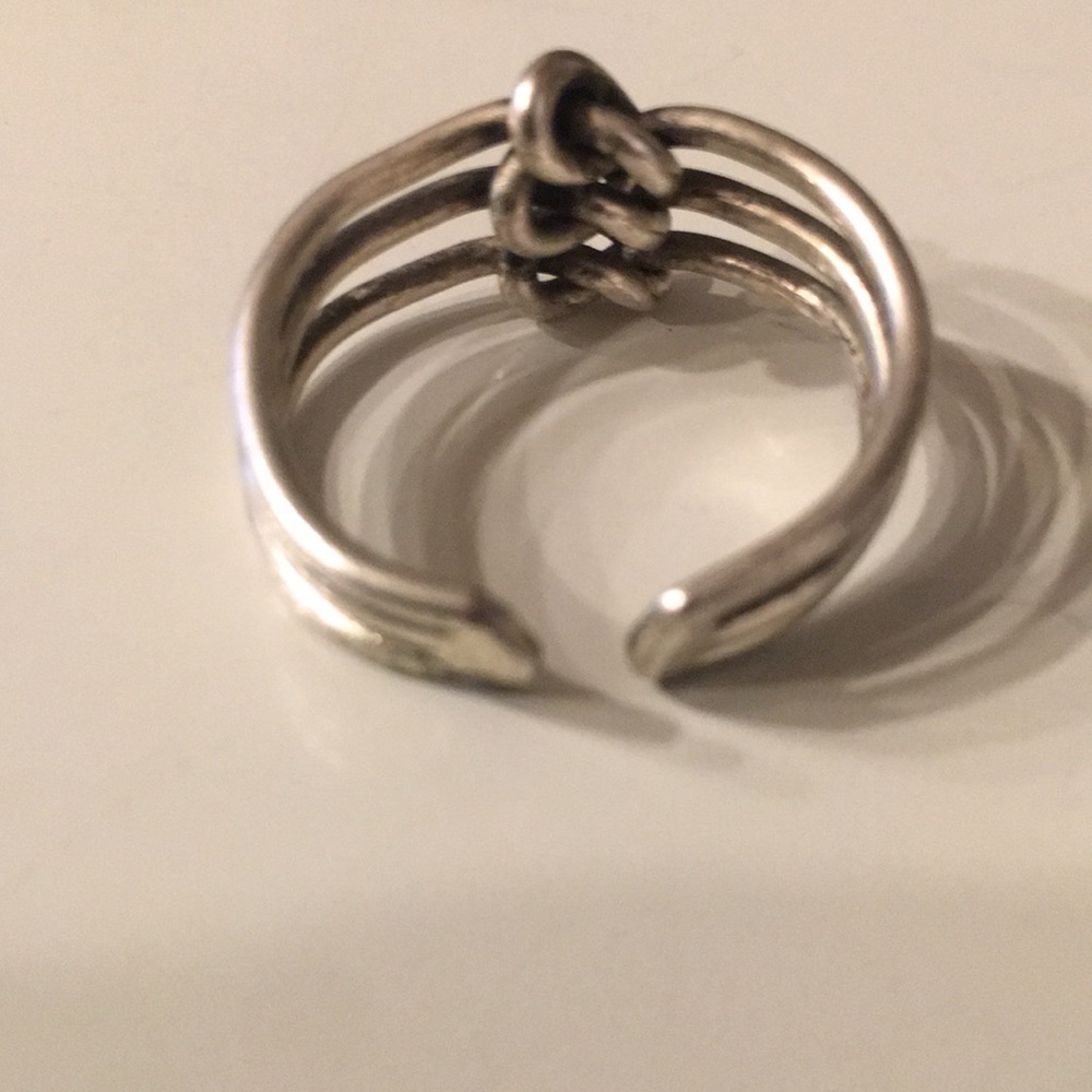 Silver adjustable ring - Picture 3 of 4